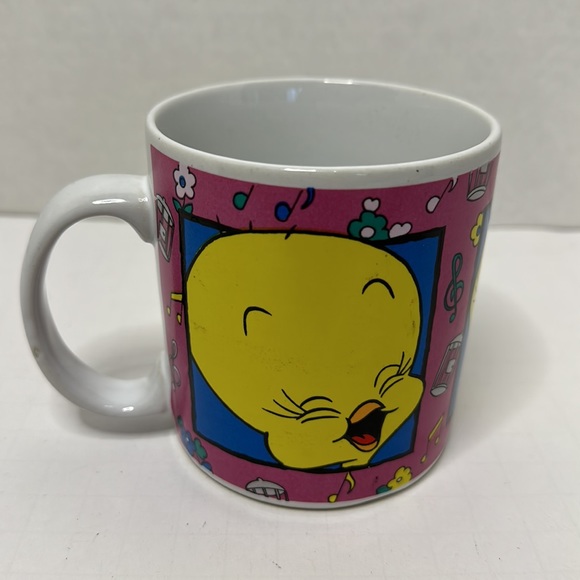 Warner Bros Ceramic Tweety Bird Expressions Mug - Picture 2 of 4